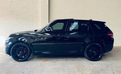 2017 RANGE ROVER RANGE ROVER SPORT 5.0 V8 SC A/B DYNAMIC 4D WAGON LW MY17 for sale in Malvern East